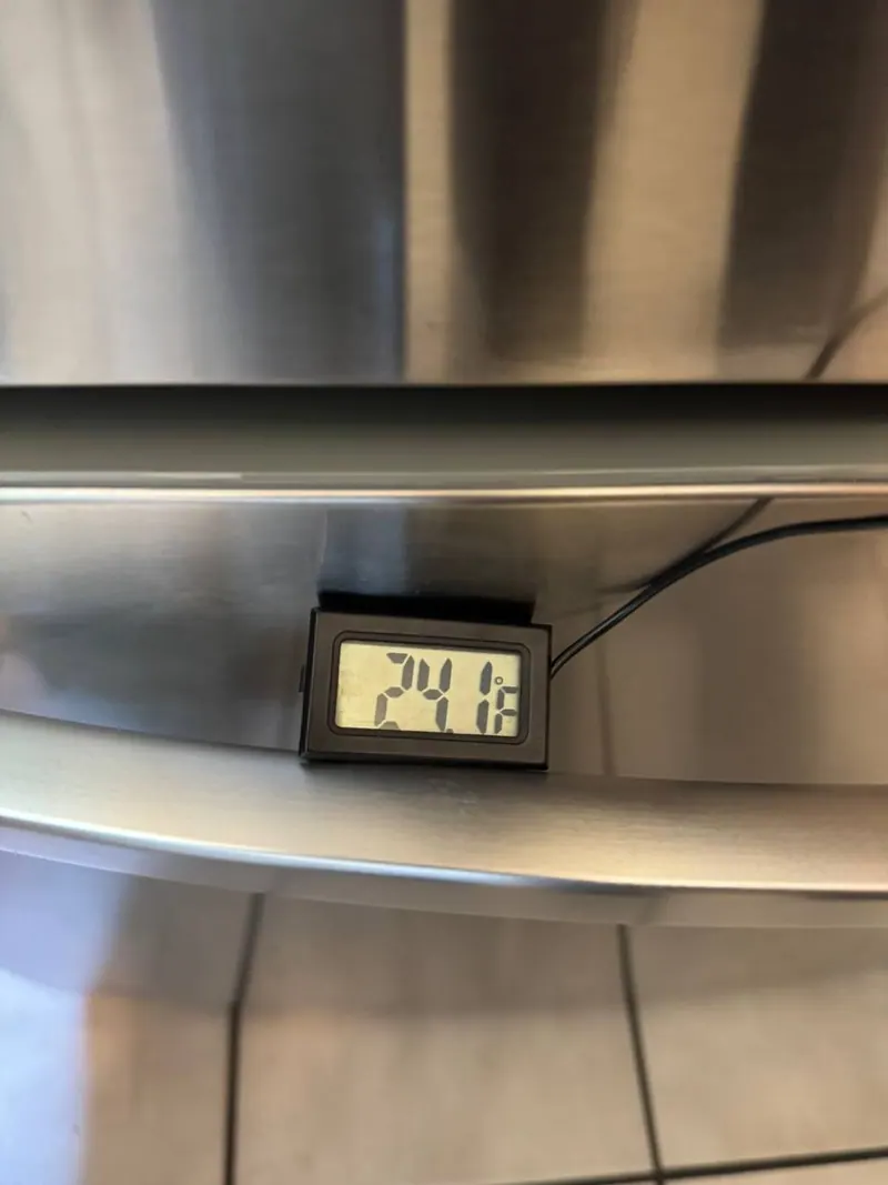 Thermometer reading on the refrigerator