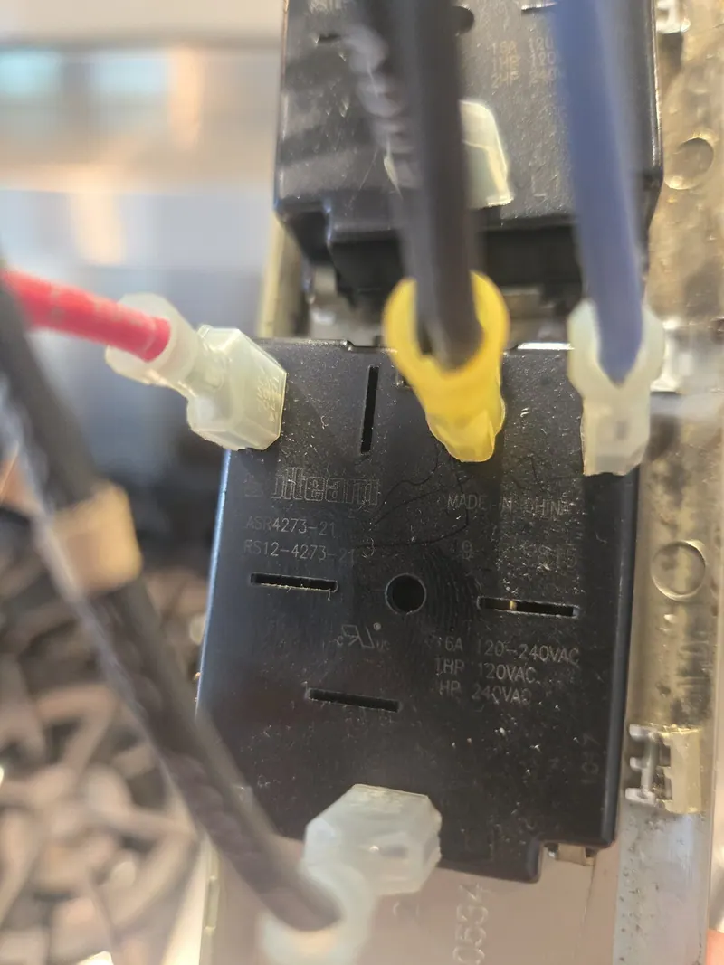Wires on the range hood switch terminals